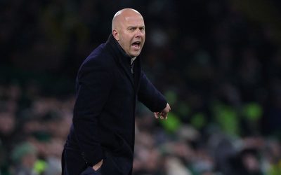 Soccer-Feyenoord coach Slot wants Liverpool job – report