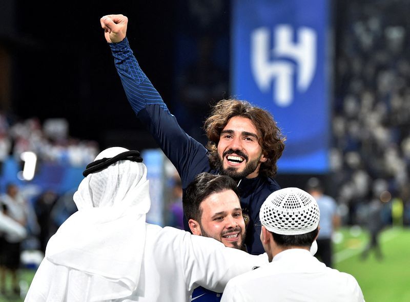 Soccer-Underdogs Al-Ain can make Asian Champions League dream come true, says Erik