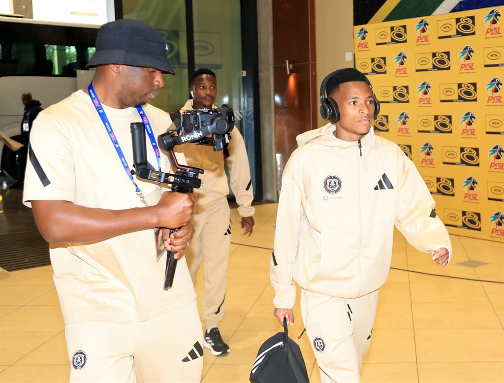 Relebohile Mofokeng of Orlando Pirates arrives during the 2024 MTN8 final match between Orlando Pirates and Stellenbosch FC at Moses Mabhida Stadium in Durban on 05 October 2024