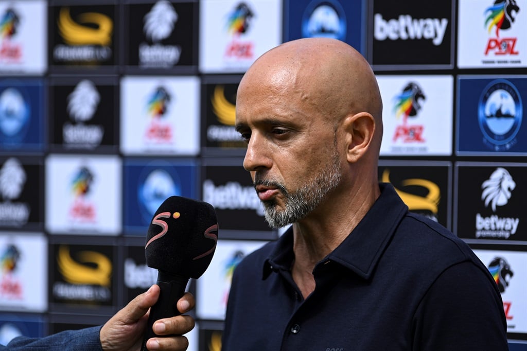 DURBAN, SOUTH AFRICA - DECEMBER 28: Miguel Cardoso, head coach of Mamelodi Sundowns during the Betway Premiership match between Richards Bay and Mamelodi Sundowns at King Goodwill Zwelithini Stadium on December 28, 2024 in Durban, South Africa. (Photo by Darren Stewart/Gallo Images)