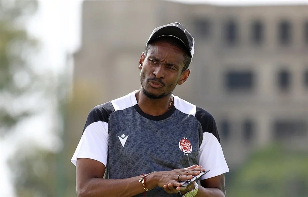 A fellow Moroccan topflight head coach has lauded Rulani Mokwena for the approach he has brought to the league.