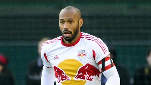 New York Red Bulls forward Thierry Henry advances the ball against the D.C. United during the second half.