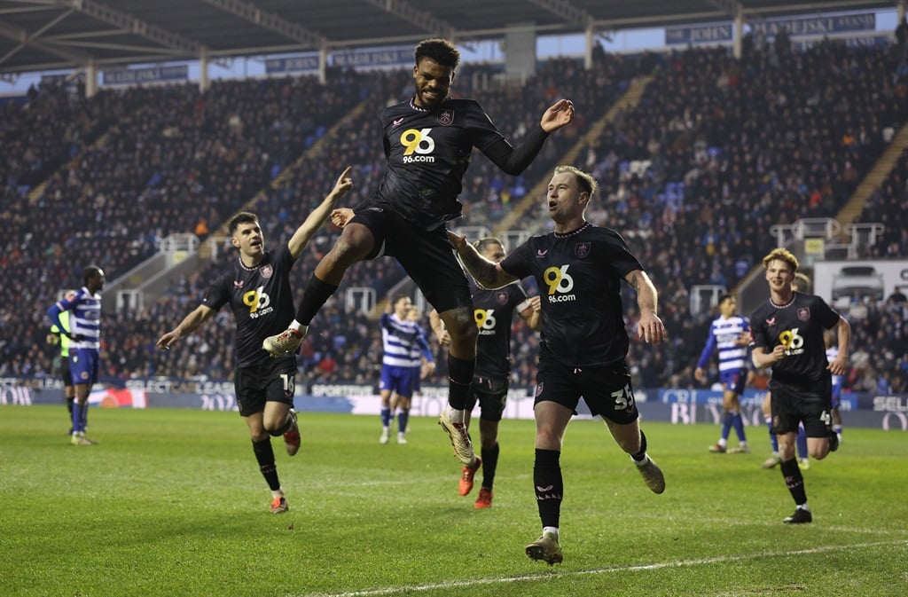 READING, ENGLAND - JANUARY 11: Lyle Foster of Burnley celebrates scoring his teams first goal during the Emirates FA Cup Third Round match between Reading and Burnley at Select Car Leasing Stadium on January 11, 2025 in Reading, England. (Photo by Warren Little/Getty Images)