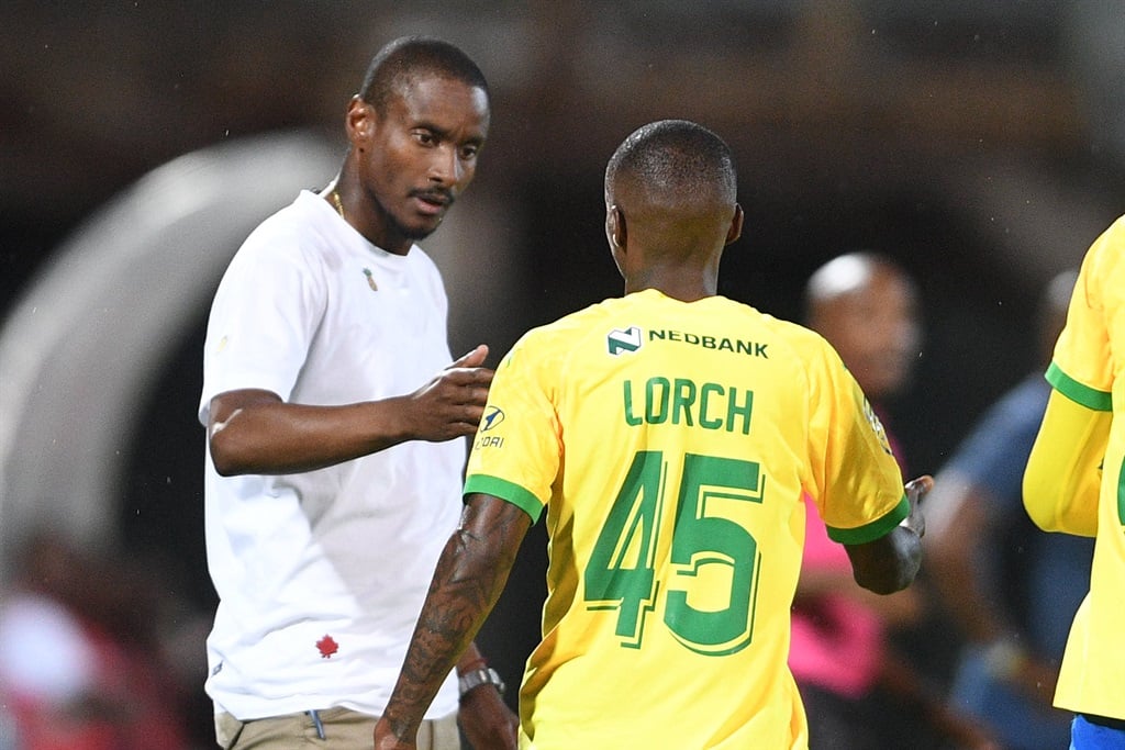 PRETORIA, SOUTH AFRICA - MARCH 17:  Thembinkosi Lorch of Mamelodi Sundowns celebrates his goal with coach Rulani Mokwena during the Nedbank Cup, Last 16 match between Mamelodi Sundowns and Maritzburg United at Lucas Masterpieces Moripe Stadium in Pretoria on March 17, 2024 in Pretoria, South Africa. (Photo by Lefty Shivambu/Gallo Images)