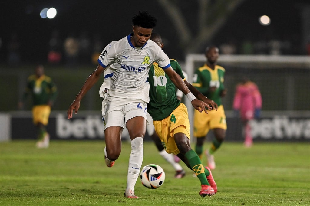 HAMMARSDALE, SOUTH AFRICA - MARCH 05: Malibongwe Khoza of Mamelodi Sundowns during the Betway Premiership match between Golden Arrows and Mamelodi Sundowns at Mpumalanga Stadium on March 05, 2025 in Hammarsdale, South Africa. (Photo by Darren Stewart/Gallo Images)