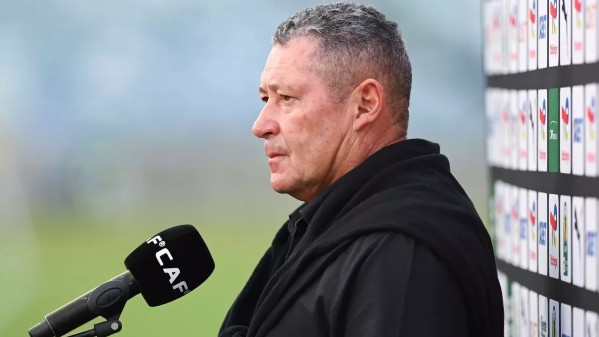 Stellies mentor Steve Barker maintains VAR a necessity Stellies mentor Steve Barker maintains VAR a necessity