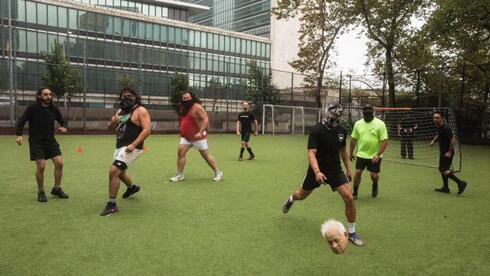 Playing soccer, with Netanyahu’s ‘head’: The shocking protest in front of UN headquarters | Watch